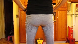 Pissing myself followed by a big cum shot……