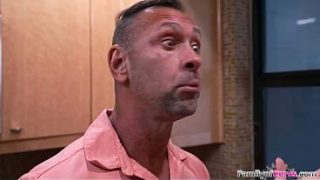 Teen stepdaughter sucks for credit card